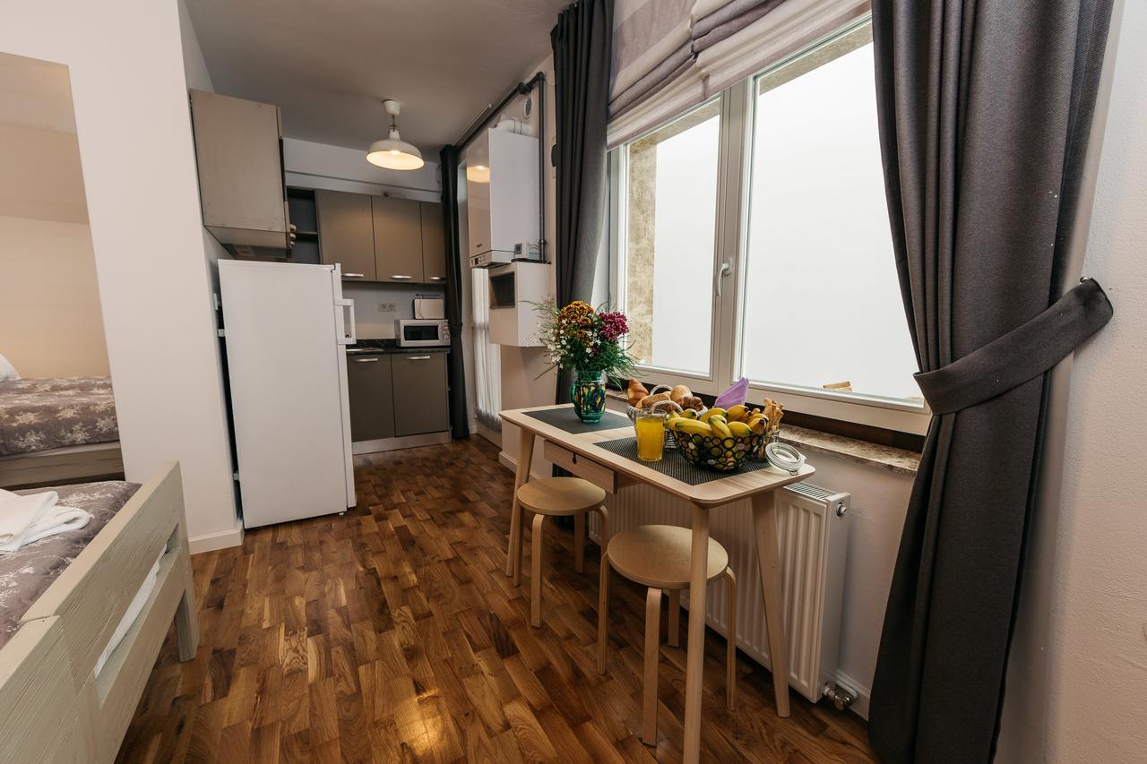 Yellowboot Aparthotel Hermannstadt Exterior foto