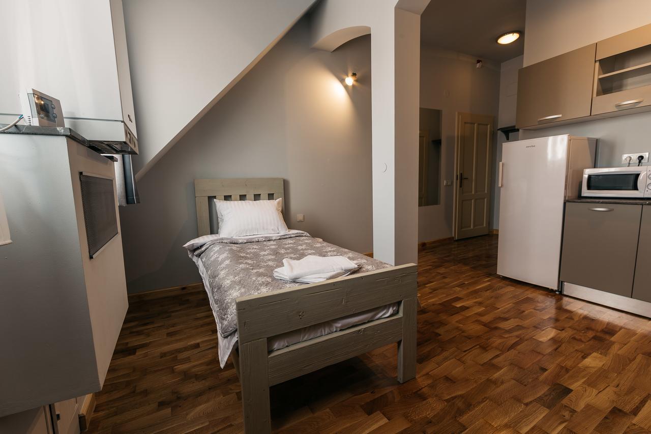 Yellowboot Aparthotel Hermannstadt Exterior foto